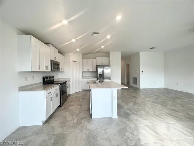 Building Photo - 4076 Villa Doria Ct