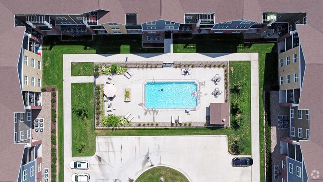 Exterior - Sierra Pointe Apartments