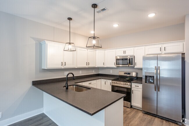 3 habitaciones, 3 baños - 1376 pies cuadrados - Cocina - Hickory Grove