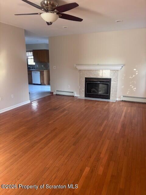 Foto del edificio - 512 Griffin Pond Rd
