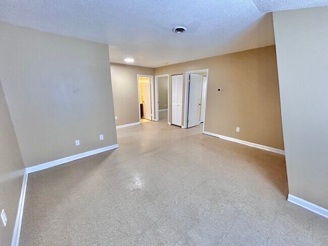 Foto del edificio - 206 Robin Ln