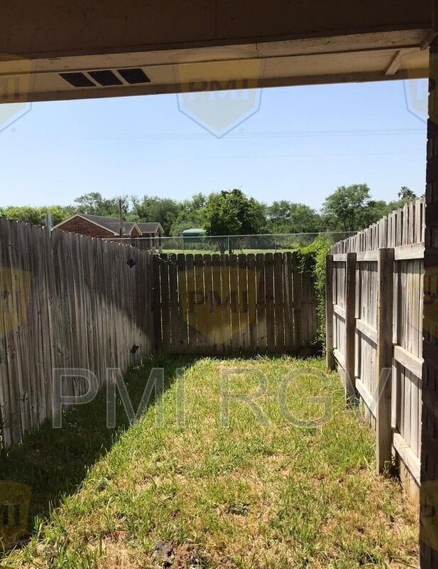 Foto del edificio - 1603 W Omni Ave