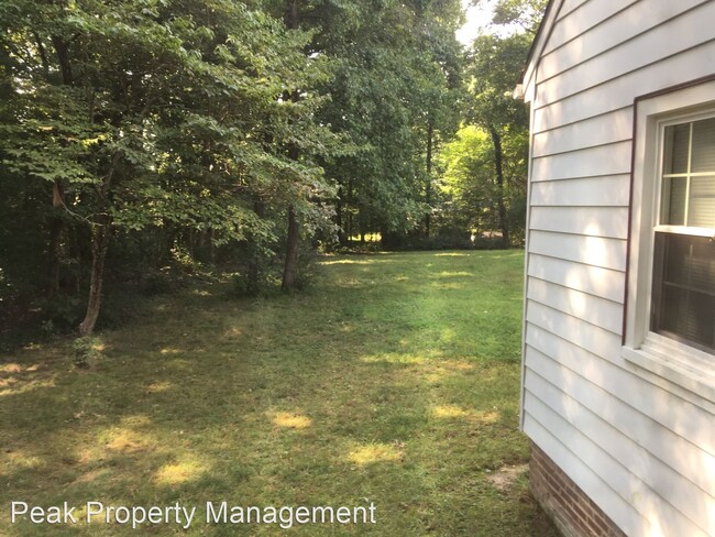 Building Photo - 4 br, 2 bath House - 3322 Pemberton Road