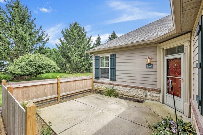 Foto del edificio - 7465 Red Maple Pl