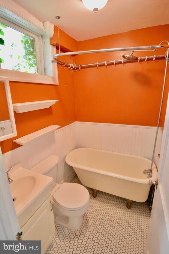 Foto principal - 504 W Coulter St