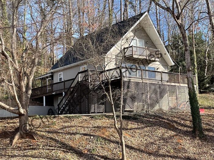 Beautiful home with view of Lake Hickory! House Rental in Hickory, NC