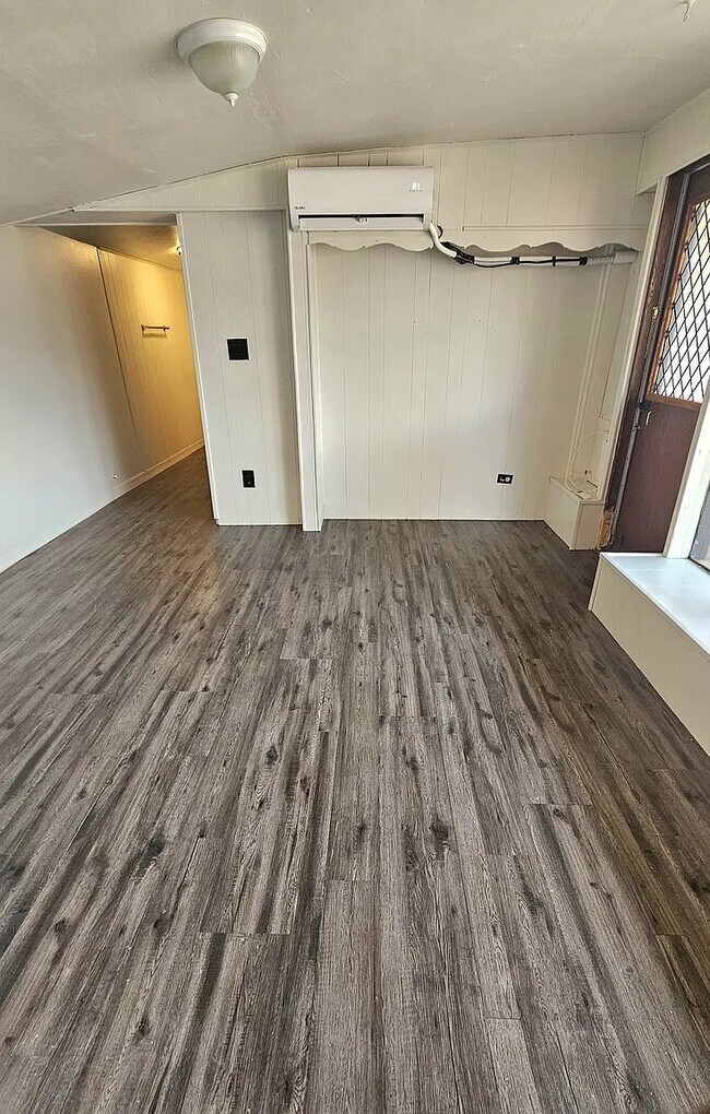 Foto del edificio - 2120 N Edison Terrace