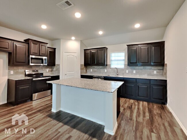 Foto del edificio - 3905 Chippewa Ct
