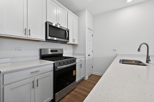 Building Photo - 2274 Barbera Dr