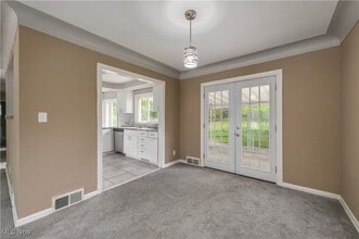 Building Photo - 23728 Glenhill Dr