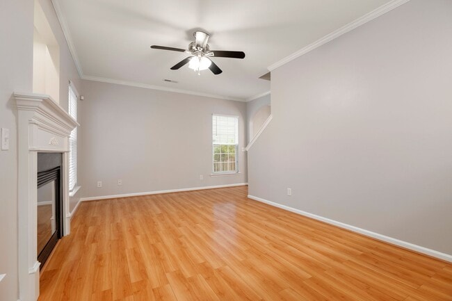 Foto del edificio - Spacious NW Raleigh Home with Fenced Yard