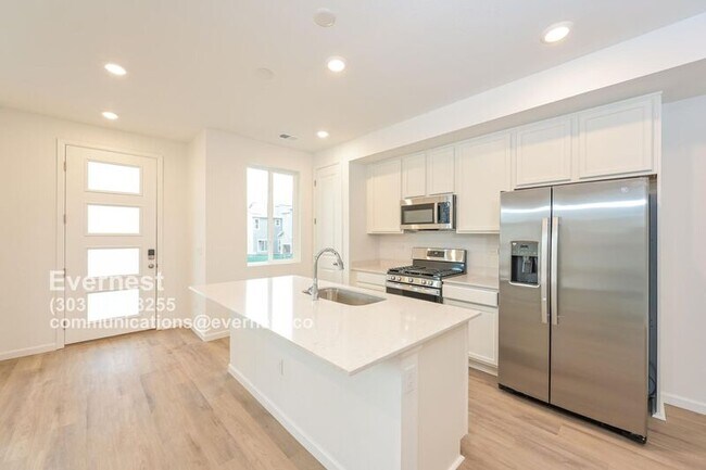 Building Photo - 22821 E Stanford Ln