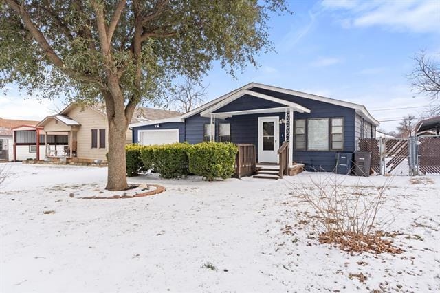 Foto del edificio - 5729 Blackmore Ave