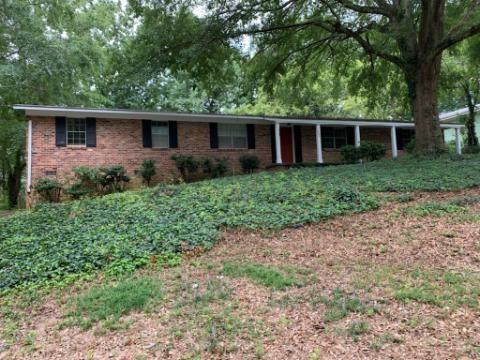 Primary Photo - 2383 Peachtree Dr NE