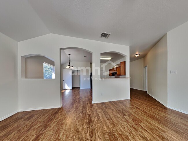 Foto del edificio - 1308 Pepperfield Ct