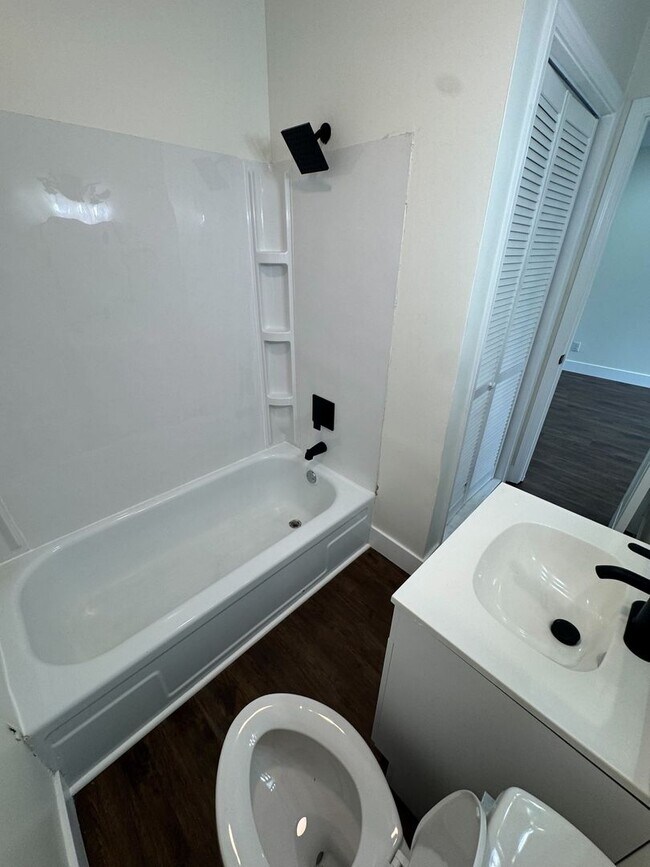 Foto del edificio - Newly Renovated 3 Bed / 1 Bath Walk to OWU!