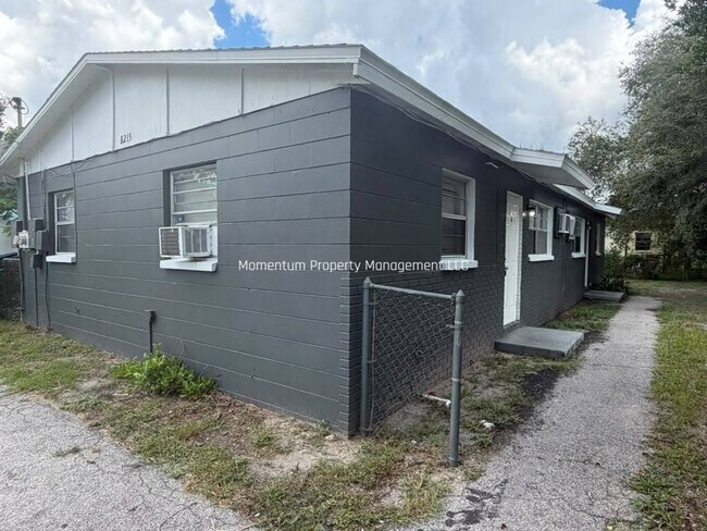 Building Photo - 8215 N 17th St