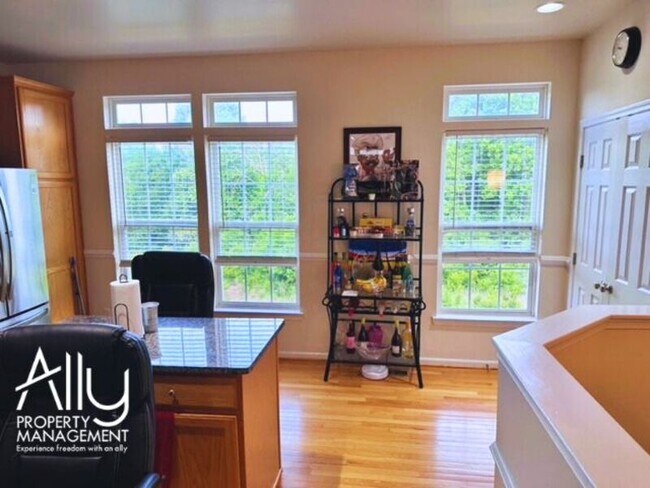 Building Photo - 2695 Aldersgate Way