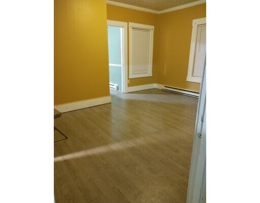 Foto del edificio - 64 Grant St