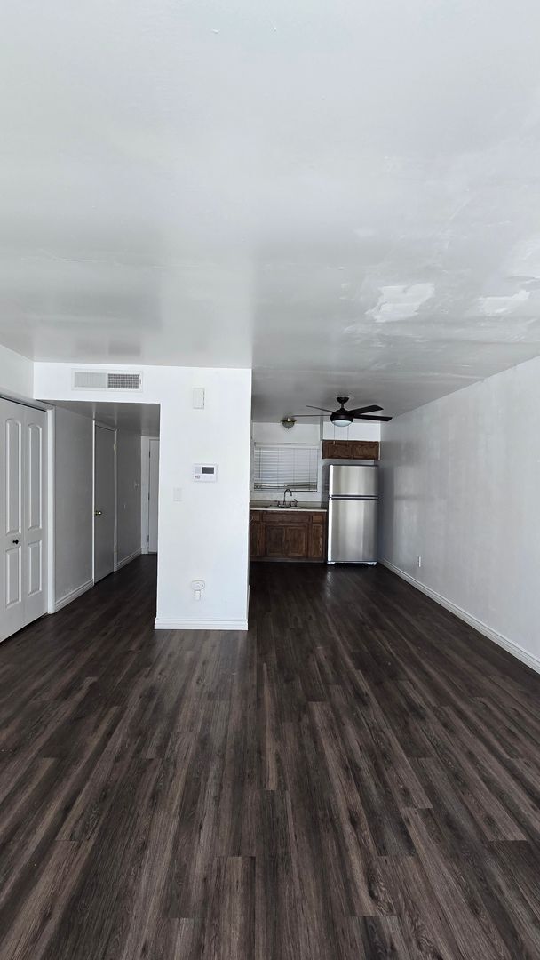 Foto del edificio - 1825 3rd St