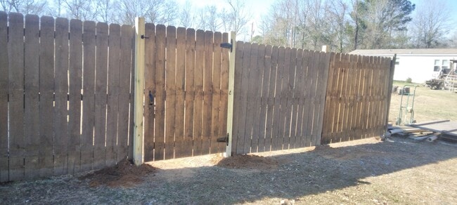 Building Photo - 50315 Becker Bottom Rd