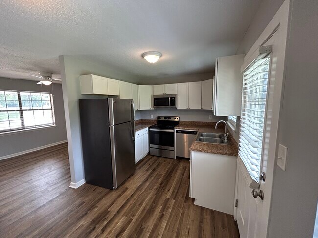 Foto del edificio - 1388 Highway 145