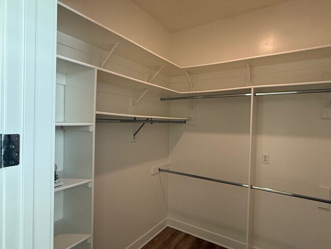 Foto del edificio - 11966 Wagner St