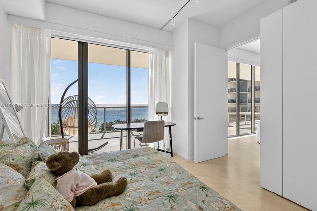 Building Photo - 9705 Collins Ave