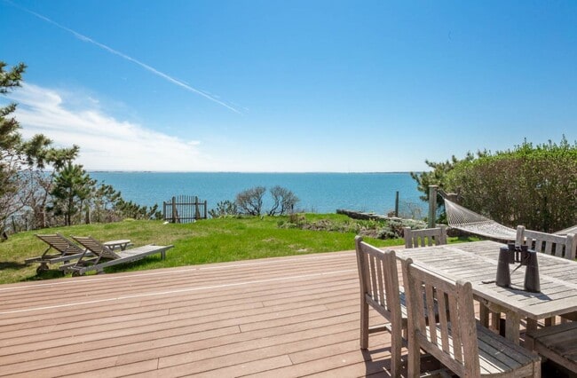 Foto del edificio - 38 Oceanview Dr