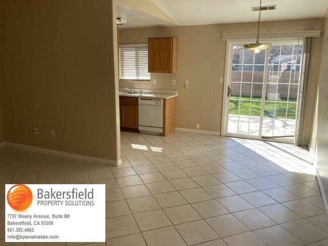 Building Photo - 325 Tanner Michael Dr