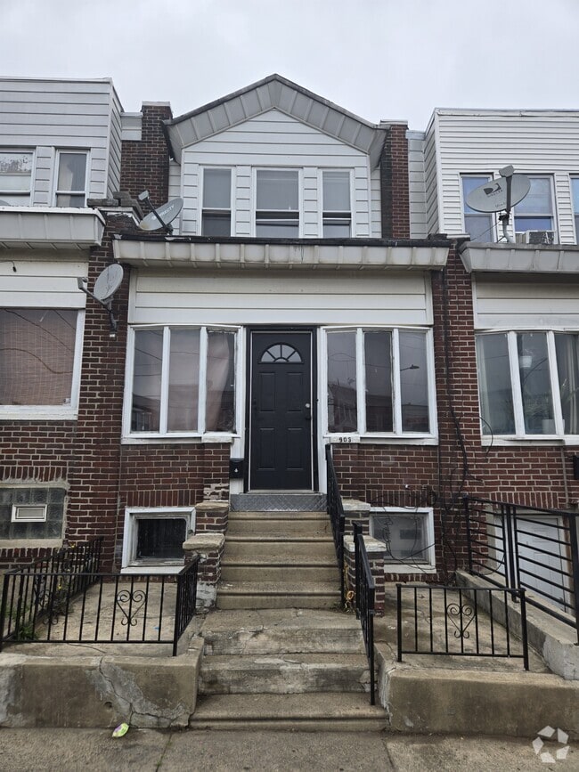 Building Photo - 903 E Tioga St
