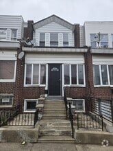 Building Photo - 903 E Tioga St