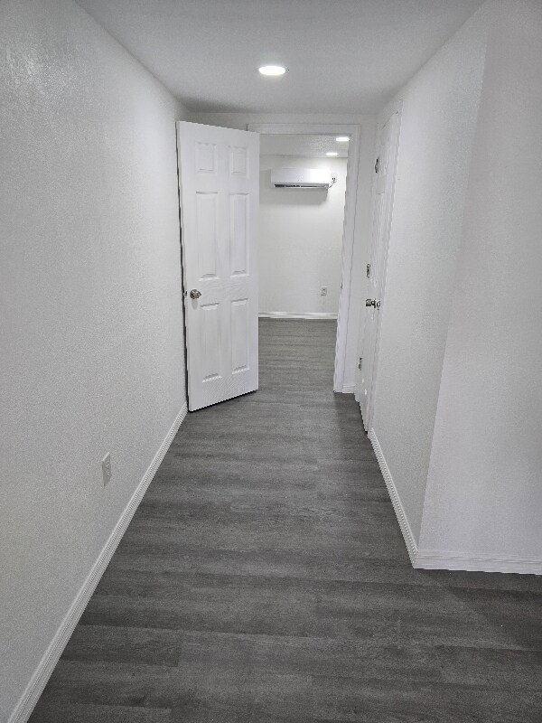 Foto del edificio - 3212 E Henry Ave
