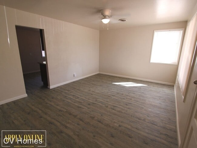 Building Photo - 3 br, 1 bath House - 4546 N. Fresno St.