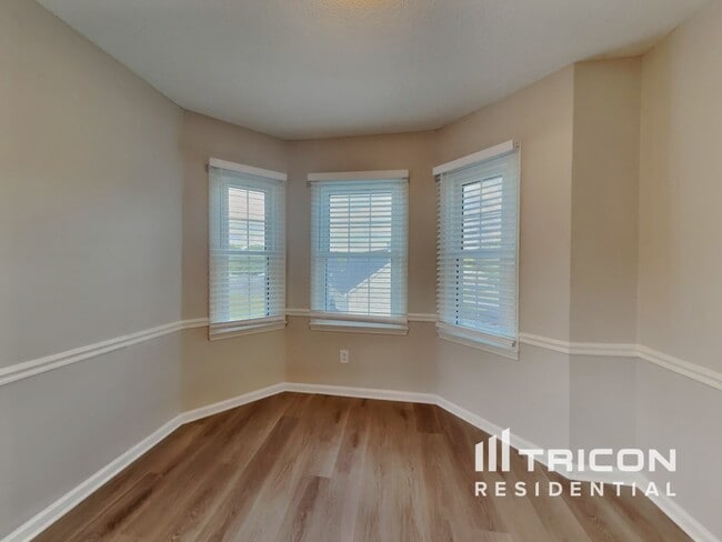 Building Photo - 1040 Reynolds Manor Dr