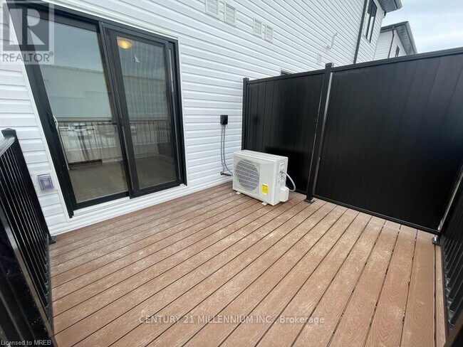 Photo du bâtiment - 4263-4263 Fourth Ave