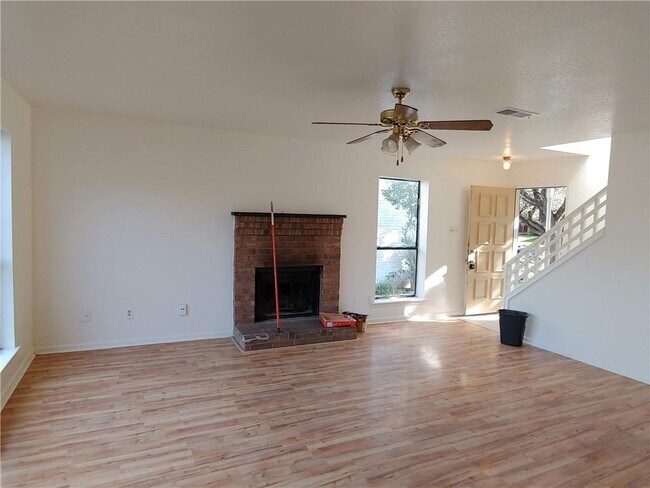 Foto del edificio - 13353 Water Oak Ln