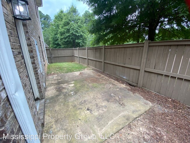 Building Photo - 3 br, 3 bath House - 160 Falls Grove Drive