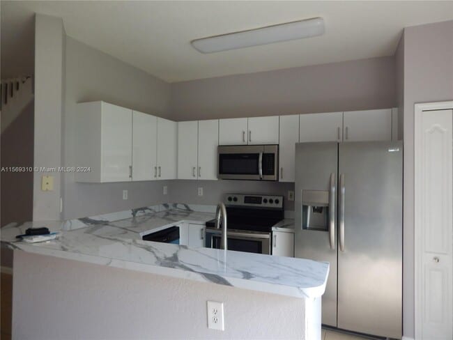 Building Photo - 8976 W Flagler St