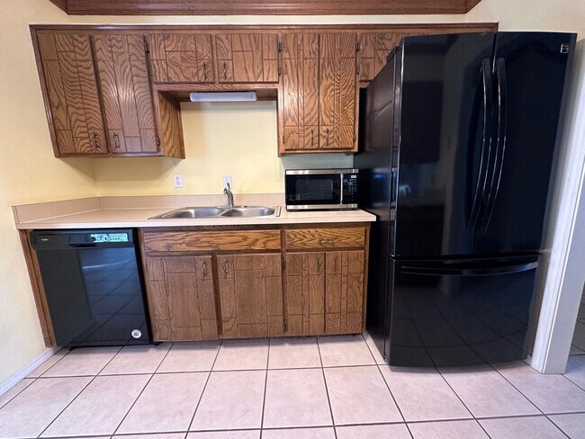 Foto del edificio - 3/2/2 on culdesac, close to park!