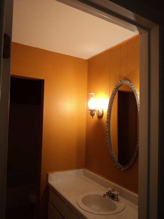 Foto del edificio - 5316 Newhall Rd