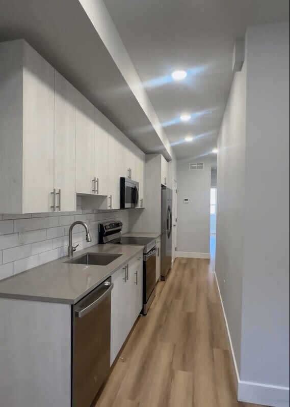 Foto del edificio - 3215 N 13th St