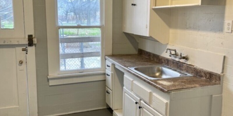Primary Photo - 3414 Market