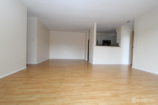 Building Photo - 1905 Aspen Dr