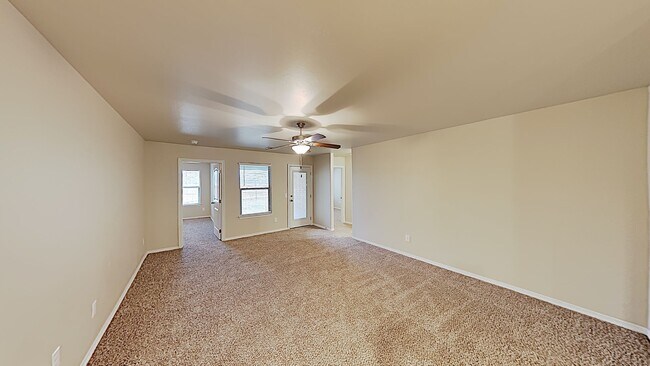 Foto del edificio - Very Nice 3 bedroom 2 bath home in MWC sch...