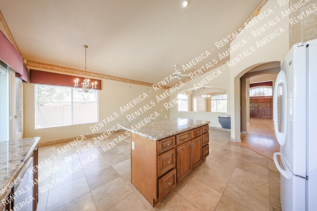 Building Photo - 15237 S 47th Way