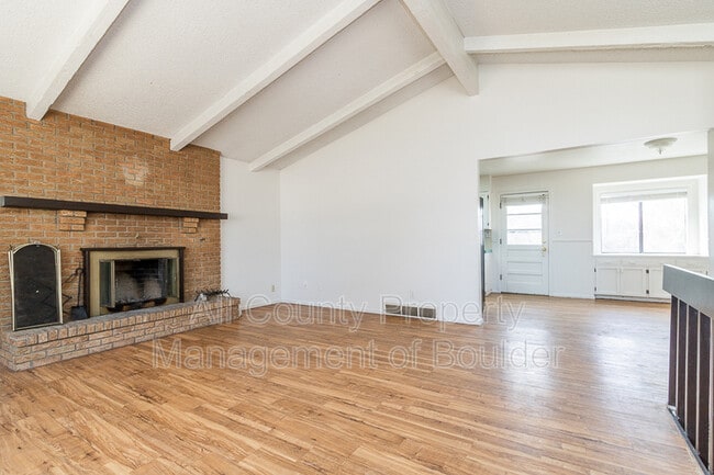 Building Photo - 1543 Cambridge Dr