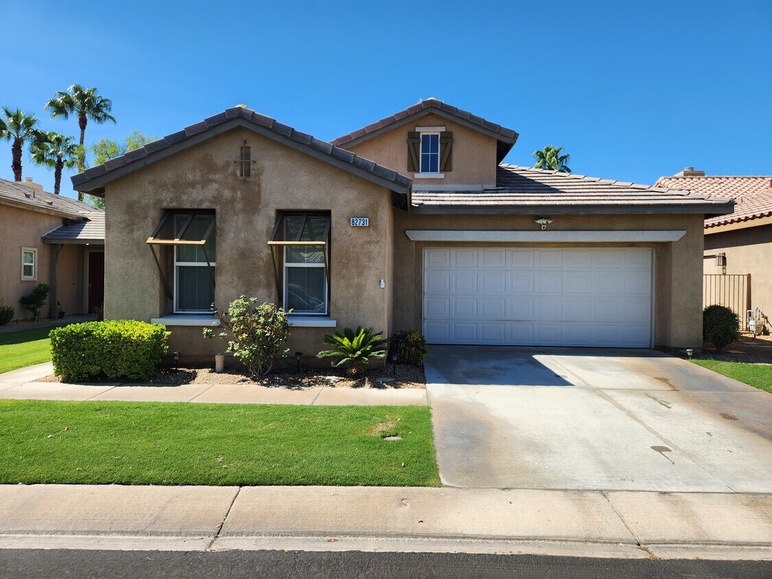 Foto principal - 82731 Matthau Dr
