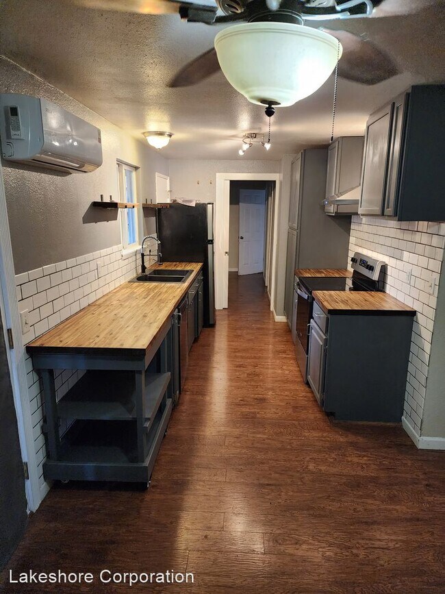 Building Photo - 3 br, 2 bath House - 23624 52nd Ave E