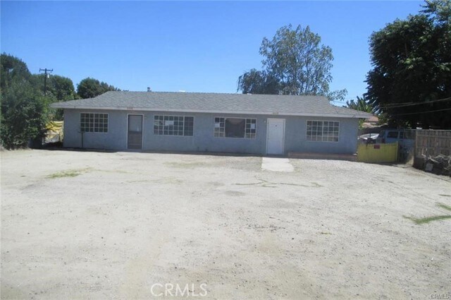 Foto principal - 5325 Howard St